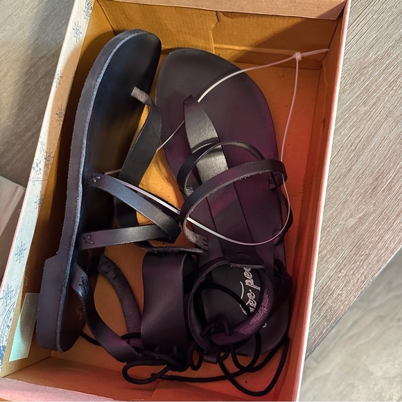 NWT Free People VACATION DAY WRAP SANDAL shoes - Picture 2 of 6